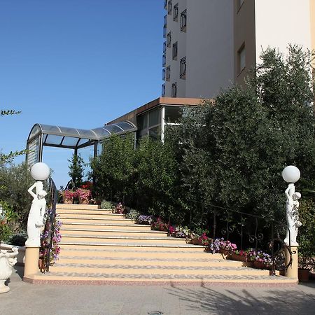 Hotel Plaza Llido Degli Estensi Dış mekan fotoğraf