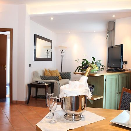 Hotel Plaza Llido Degli Estensi Dış mekan fotoğraf