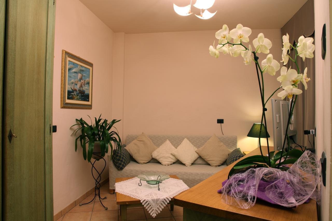Hotel Plaza Llido Degli Estensi Dış mekan fotoğraf
