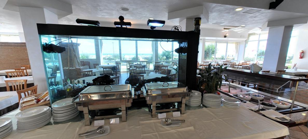 Hotel Plaza Llido Degli Estensi Dış mekan fotoğraf